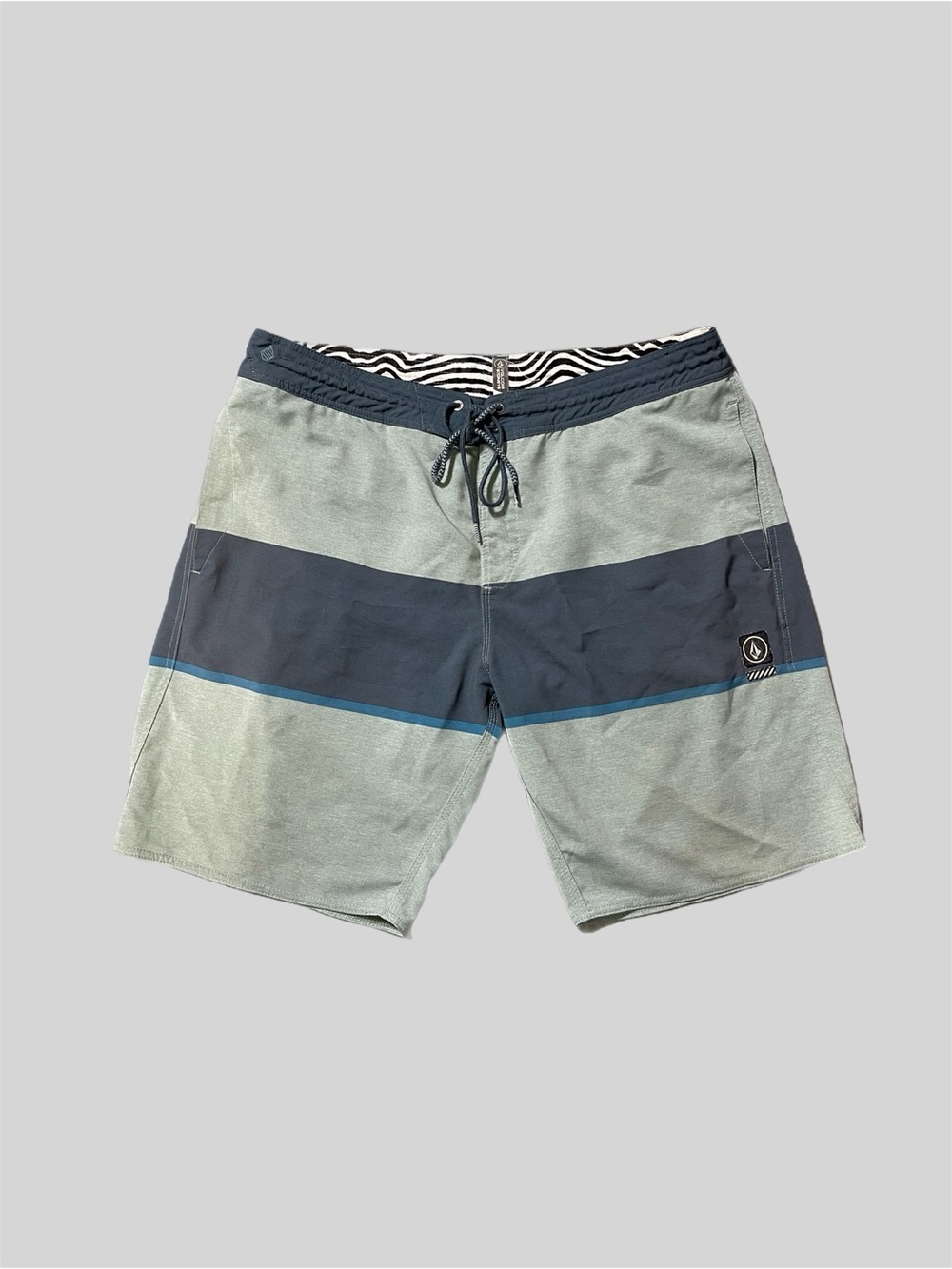 Y2K Volcom Surfing Board Shorts